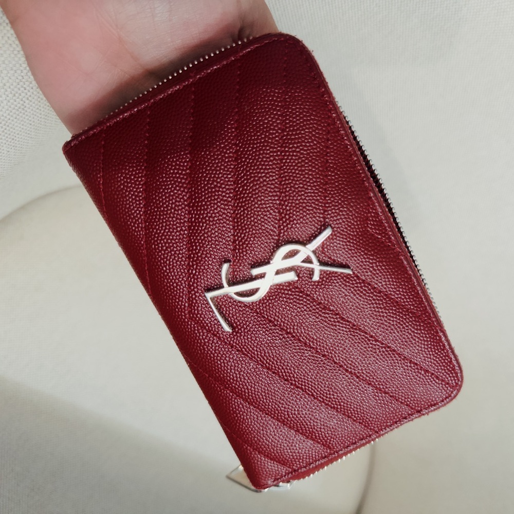 YSL - Yves Saint Laurent
